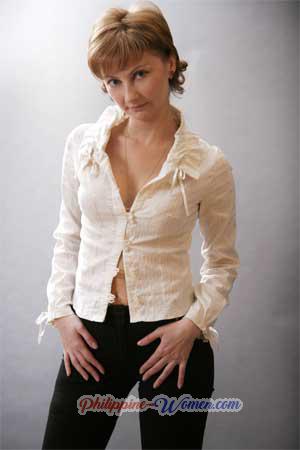 74805 - Yulia Age: 34 - Russia