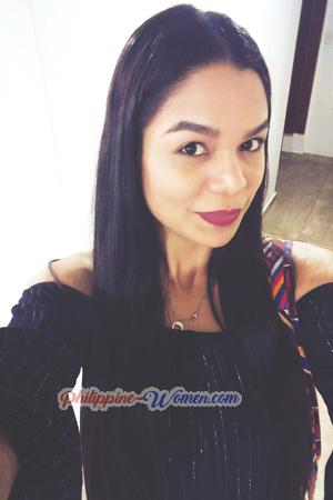 176528 - Laura Age: 37 - Colombia