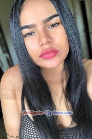 196158 - Laura Age: 24 - Colombia