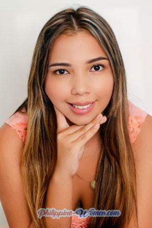 198003 - Yeraldin Age: 29 - Colombia