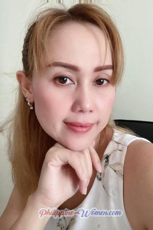 200443 - Kemporn Age: 41 - Thailand