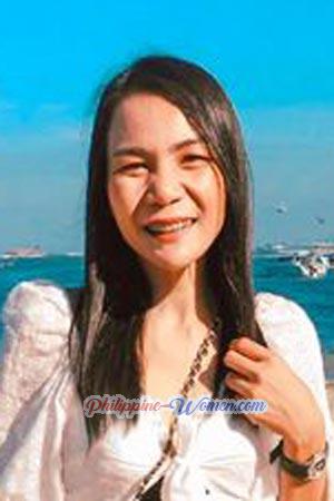 200689 - Natnicha (Nicha) Age: 40 - Thailand