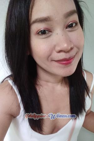 203396 - Suphunnee Age: 46 - Thailand