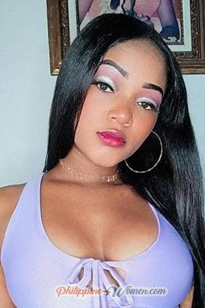 205910 - Geraldine Age: 26 - Colombia