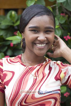 210909 - Eliana Age: 25 - Colombia