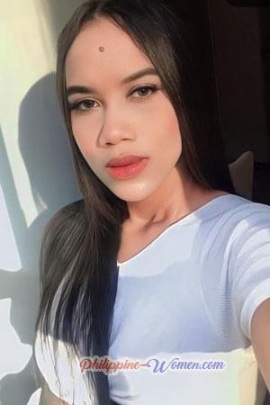 212142 - Adriana Age: 23 - Colombia