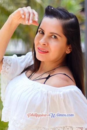 218132 - Lucero Age: 44 - Colombia