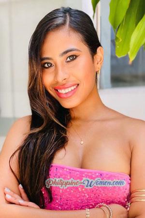 220502 - Yoemi Age: 26 - Colombia