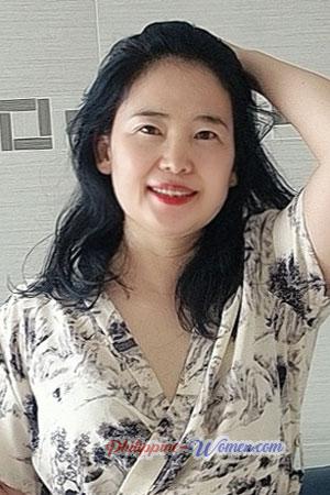 220558 - Lisa Age: 47 - China