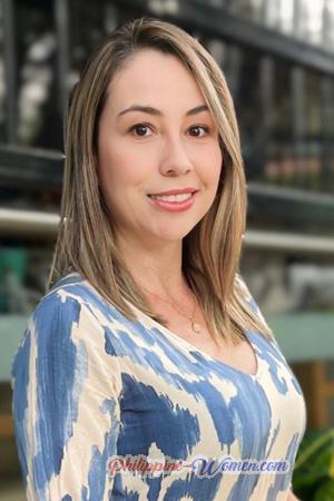 221403 - Janeth Age: 46 - Colombia