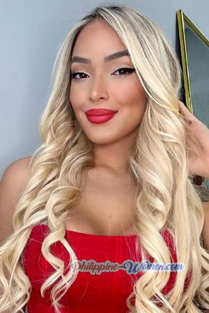 227109 - Laisla Age: 23 - Brazil